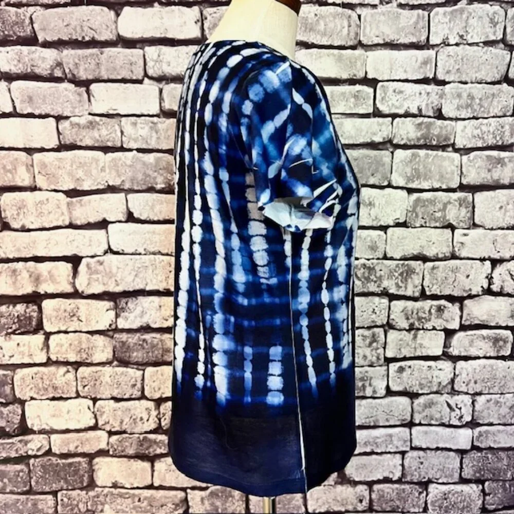 Chico's Blue & White Short Sleeve Blouse Size M